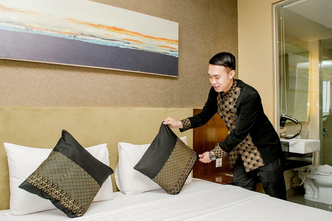 El Hotel Dżakarta Zewnętrze zdjęcie